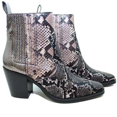 STEVE MADDEN 